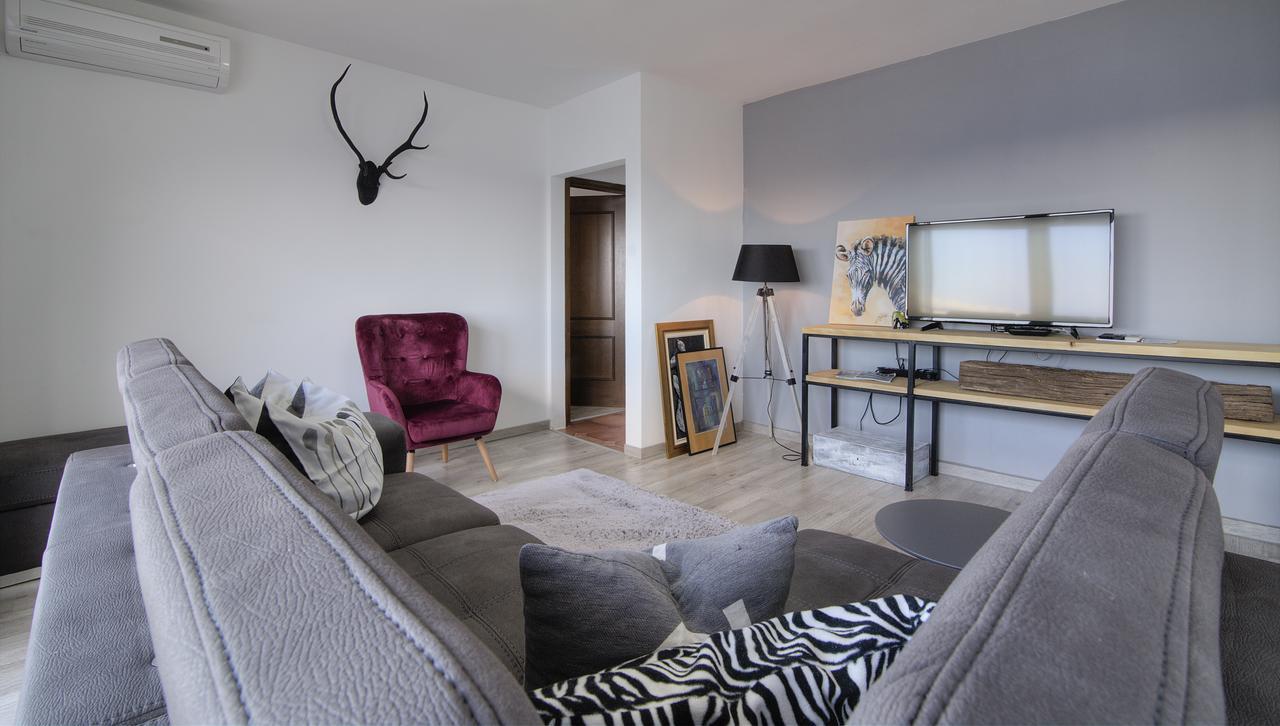 Apartments Lola Senj  Extérieur photo