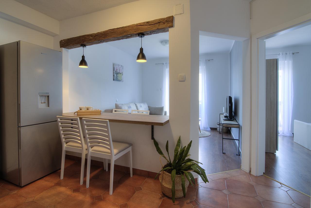 Apartments Lola Senj  Extérieur photo
