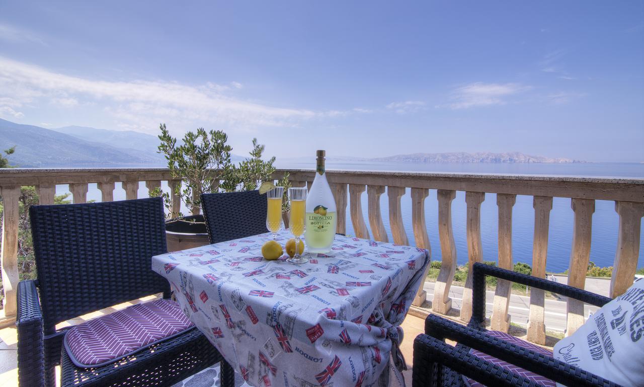 Apartments Lola Senj  Extérieur photo